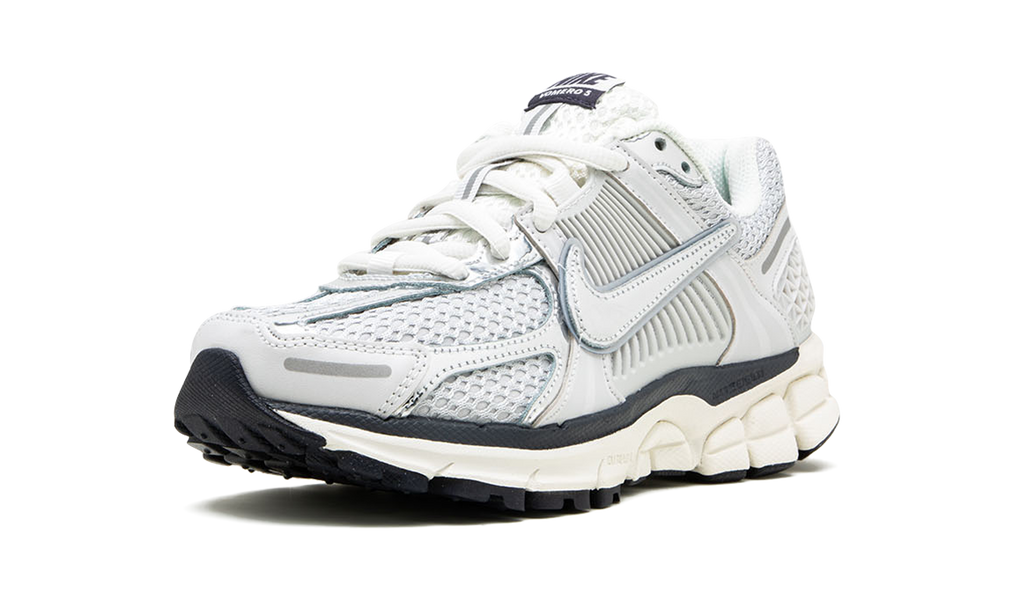 Zoom Vomero 5 Photon Dust Metallic Silver