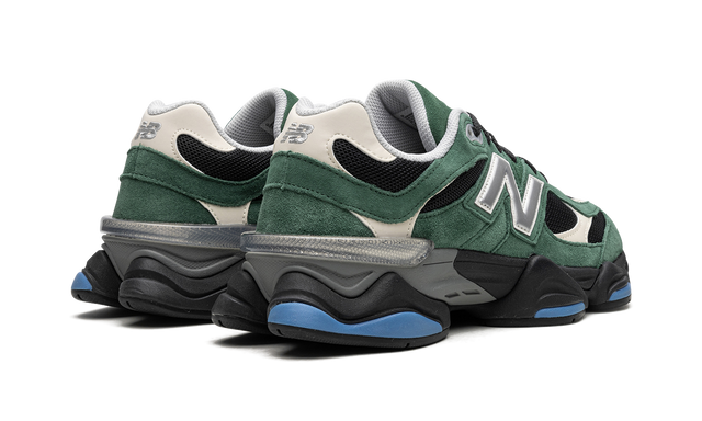 9060 Forest Green