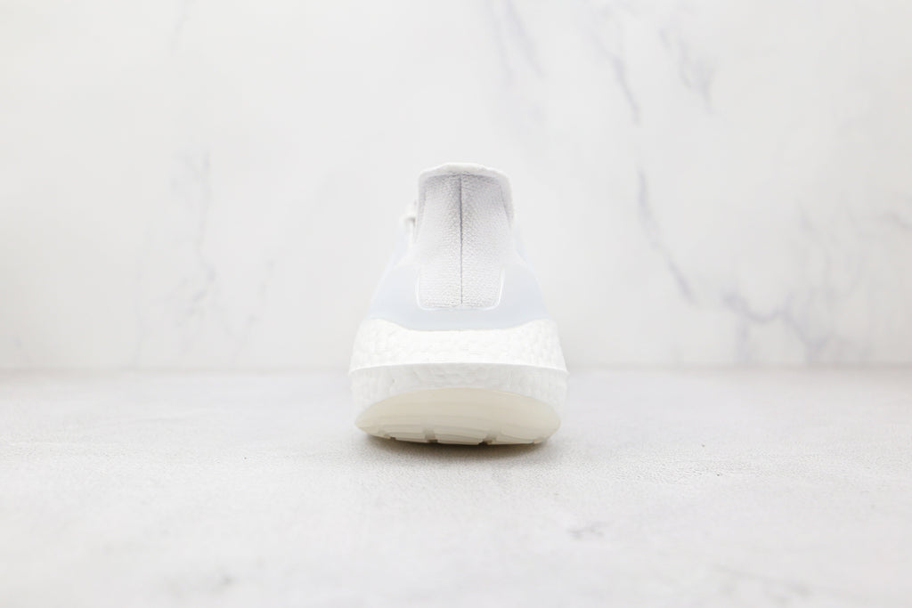 UltraBoost 22 Triple White