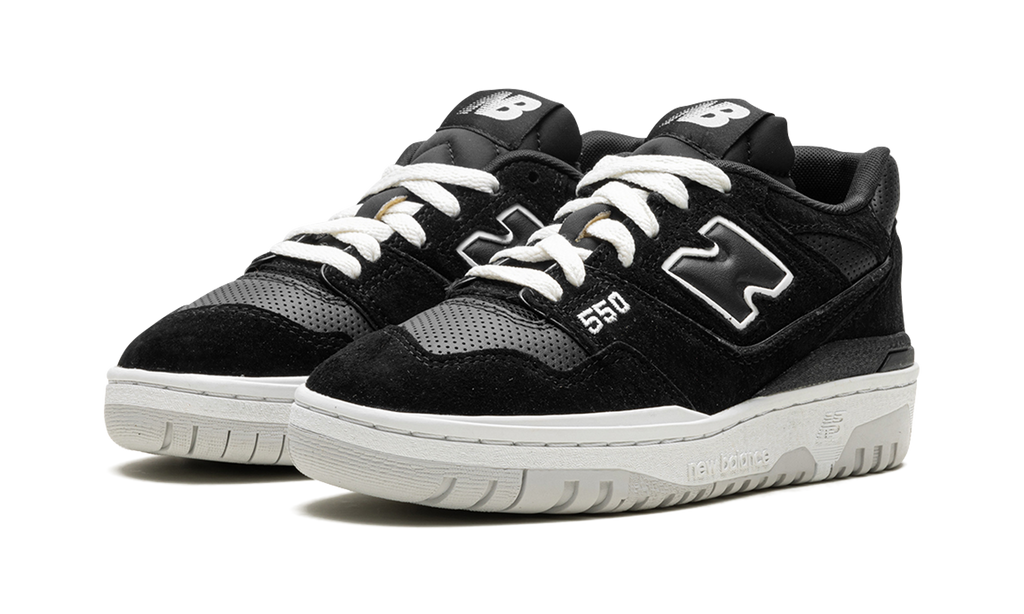 550 Black Suede