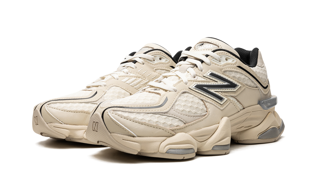 9060 Turtledove Black Silver Metallic