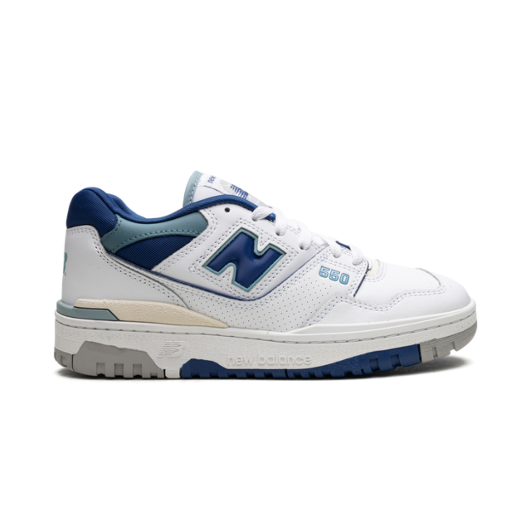 550 White Blue Groove