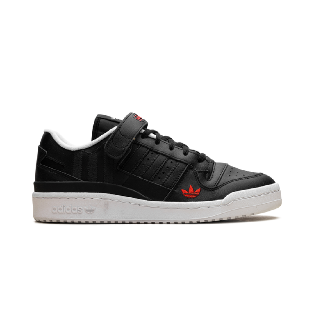 Forum Low Black