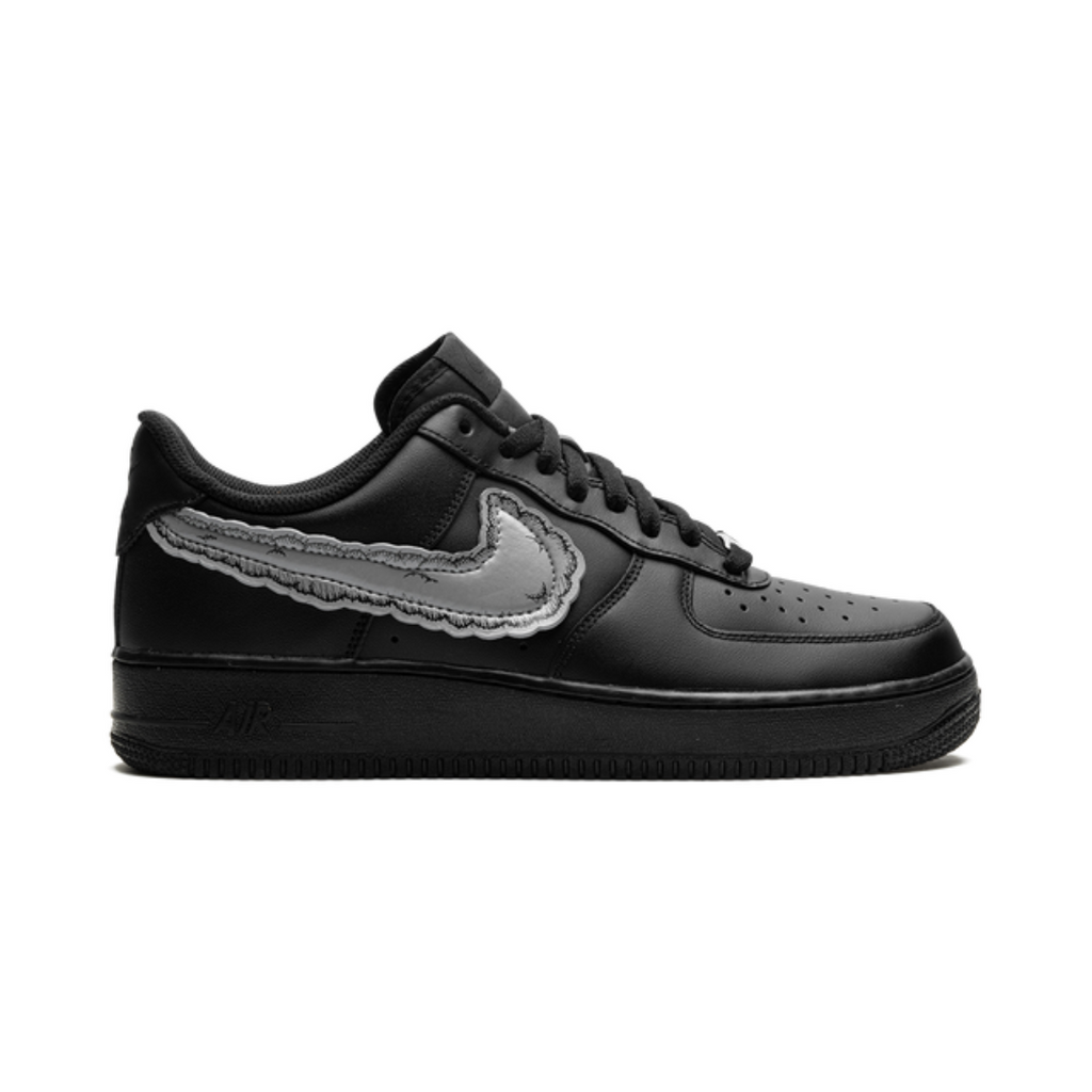 Air Force 1 Low "KAWS Sky High Farms - Black"
