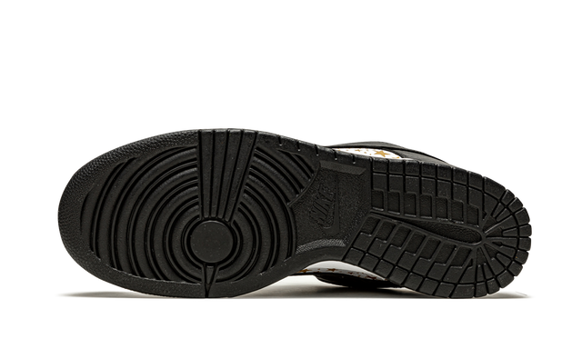 SB Dunk Low Stars Black