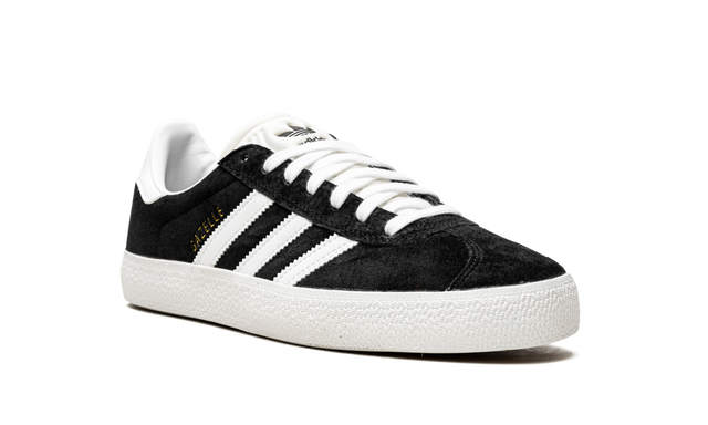 Gazelle Black White
