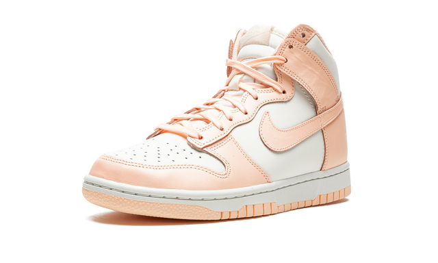 Dunk High Crimson Tint
