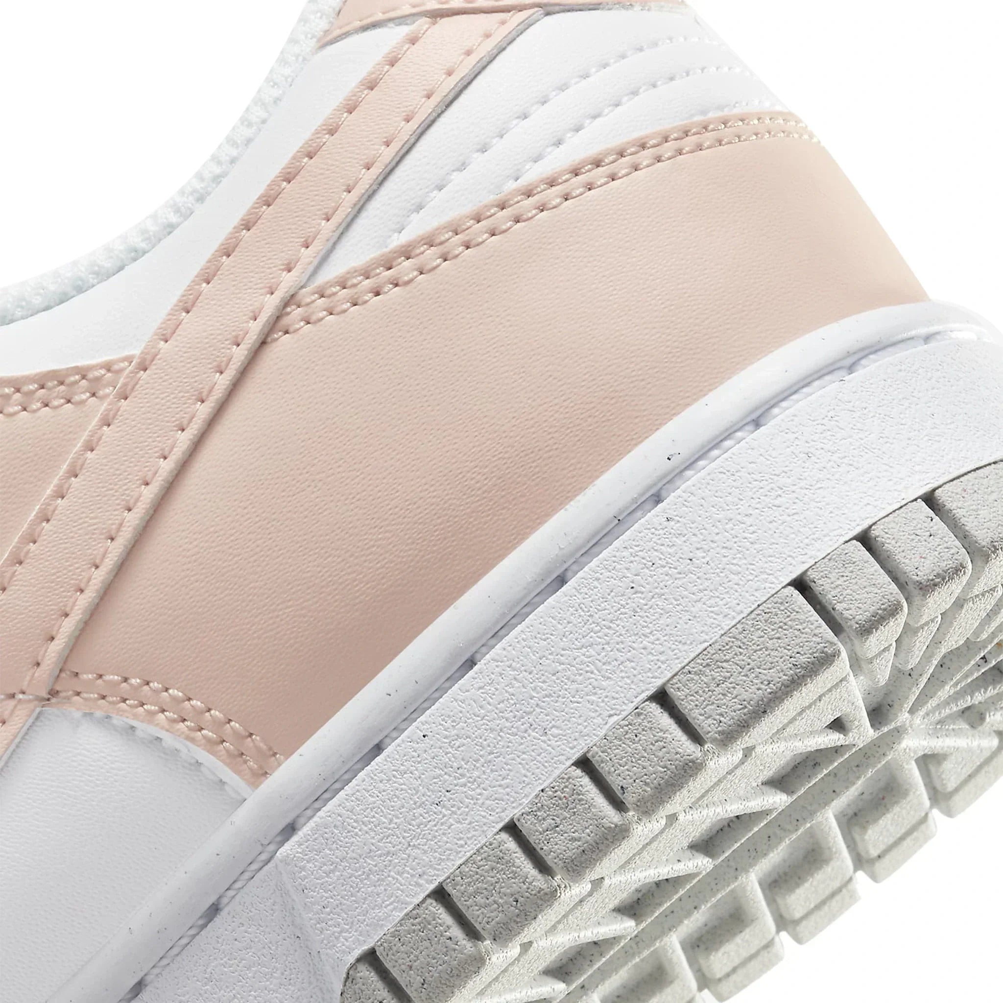 Dunk Low Move To Zero Pale Coral (W)