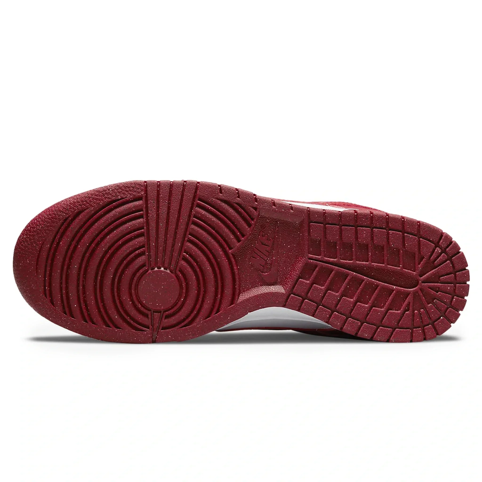 Dunk Low Next Nature White Gym Red (W)