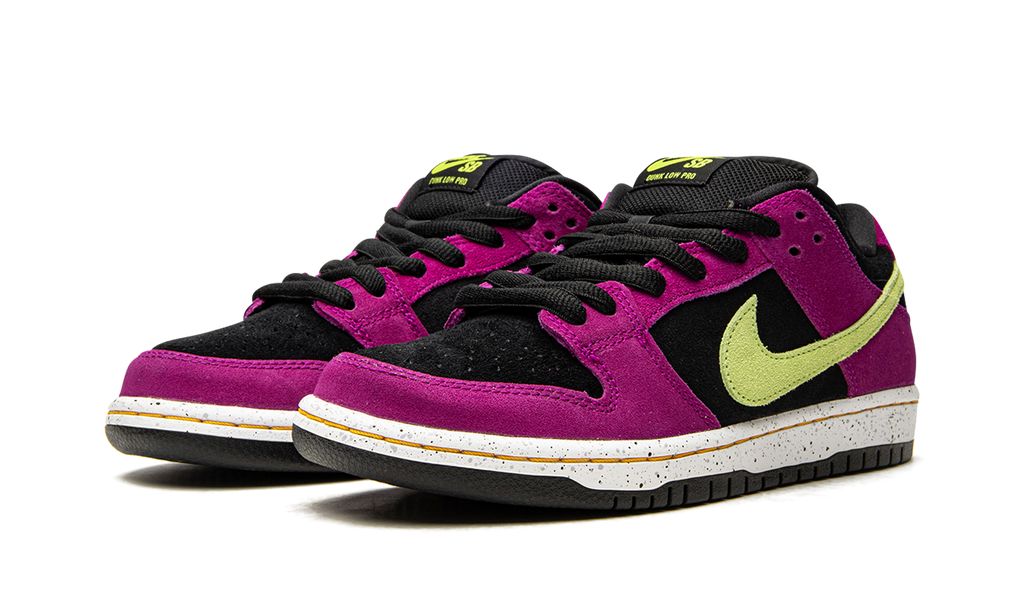 SB Dunk Low ACG Terra Red Plum