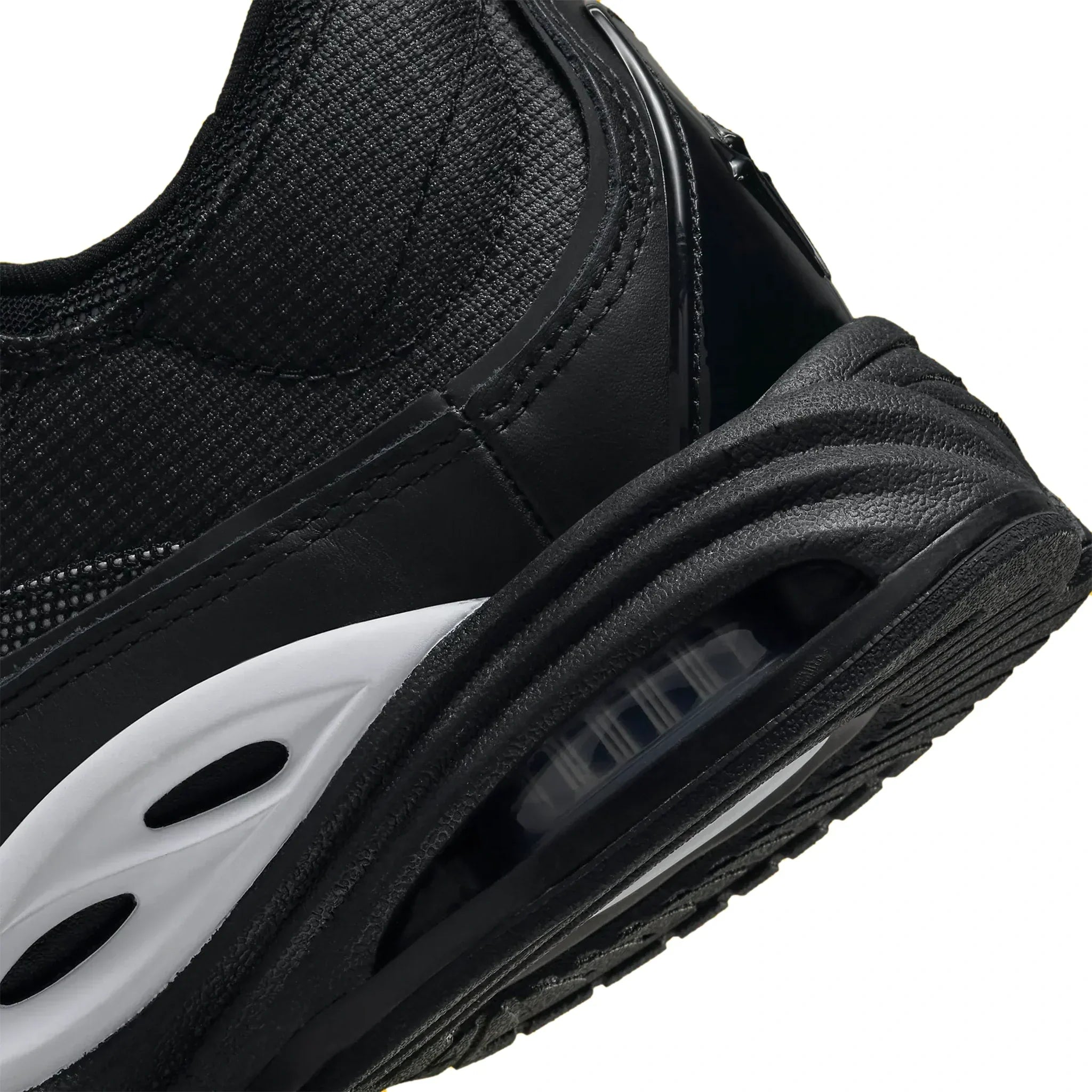Nocta Air Zoom Drive Black White