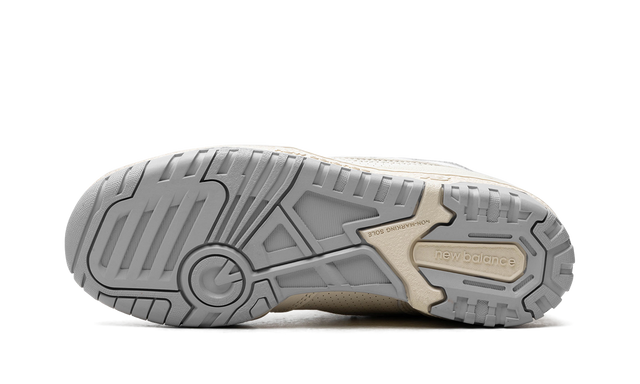 550 White / Cream