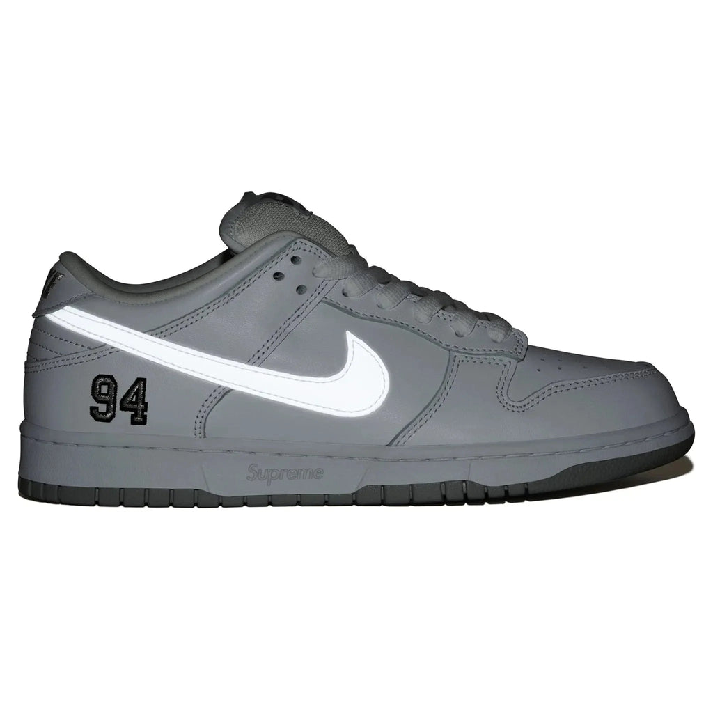 SB Dunk Low White