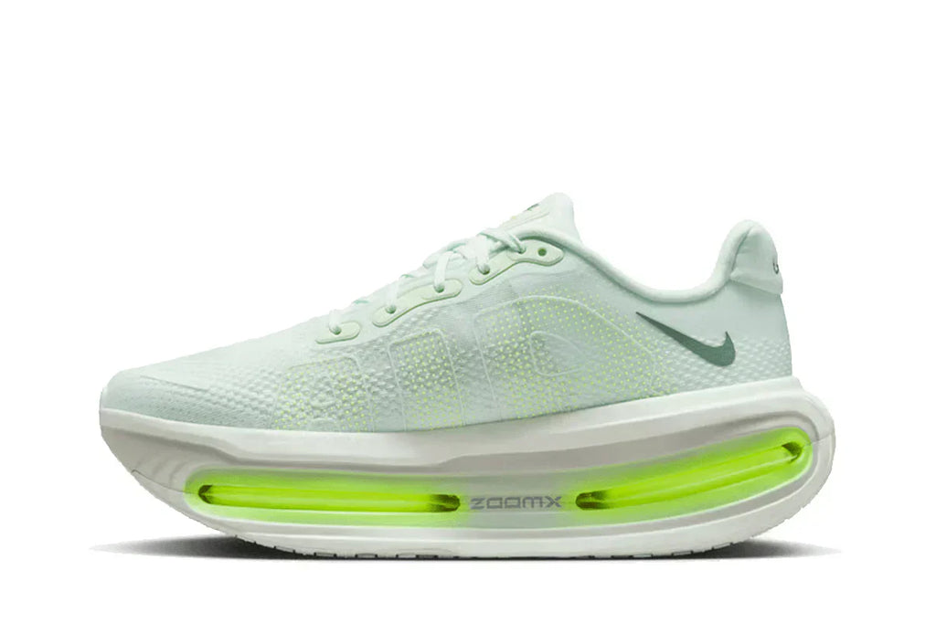 Vomero Premium Barely Volt Green