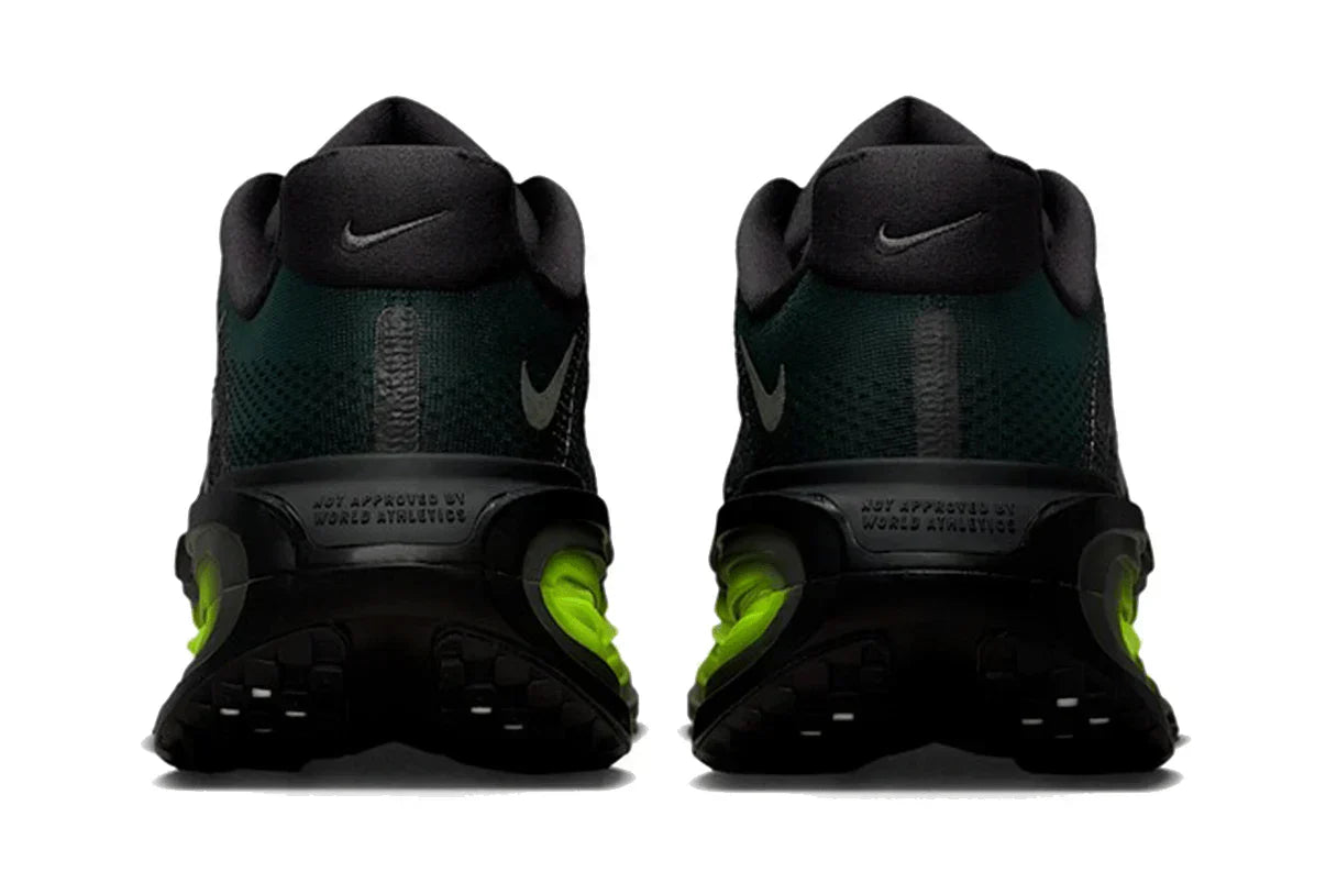 Vomero Premium Black Volt