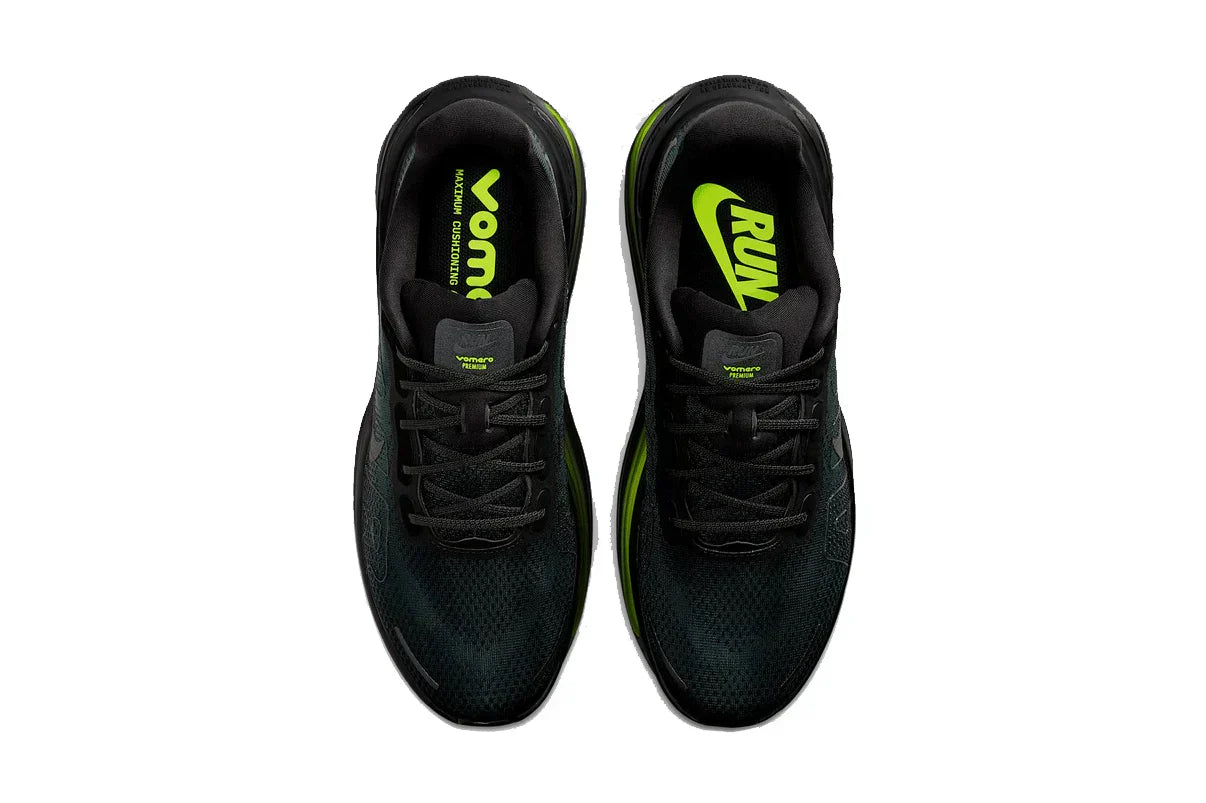 Vomero Premium Black Volt