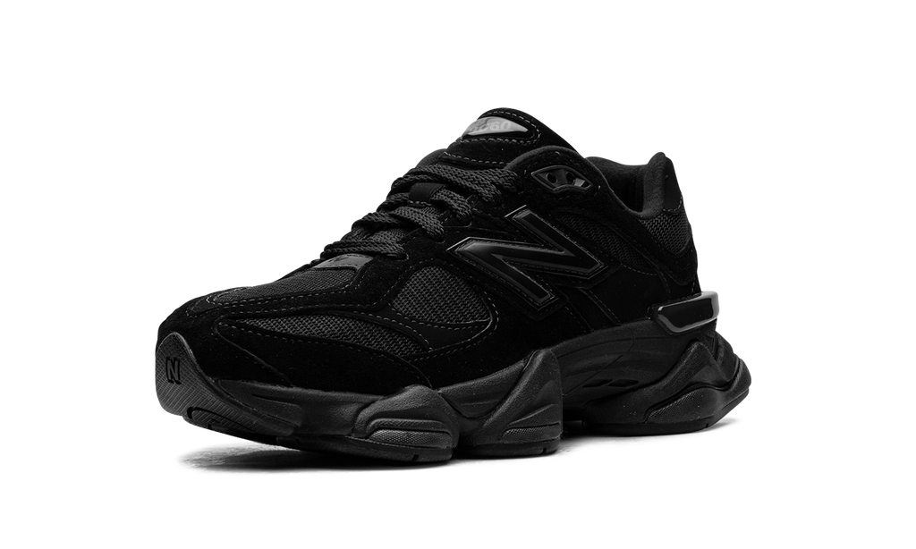 9060 Triple Black