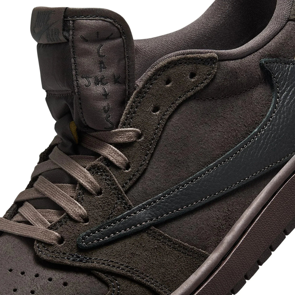 Travis Scott Air 1 Low OG SP Velvet Brown