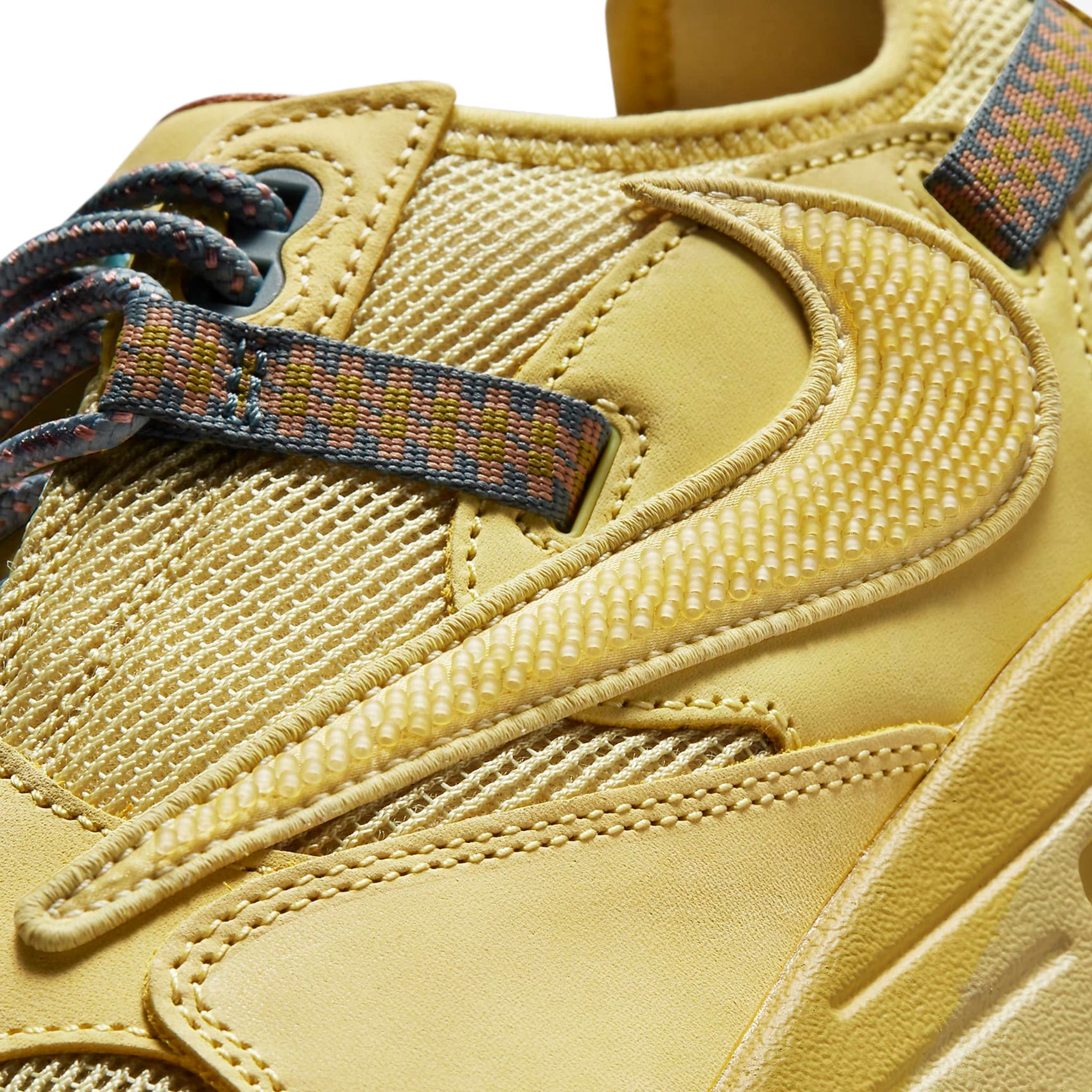 Travis Scott Air Max 1 Saturn Gold